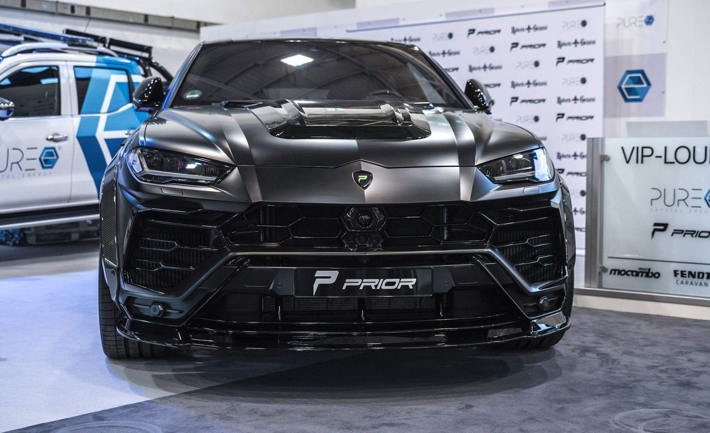 PD700 Front Vents Frames for Lamborghini Urus