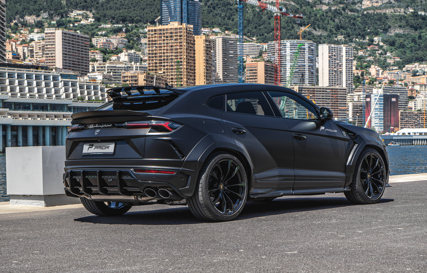 PD700 Diffusor Extension for Lamborghini Urus